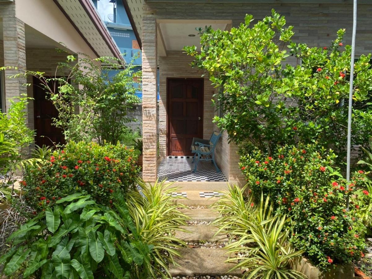 Canal Hotel Nai Yang Beach