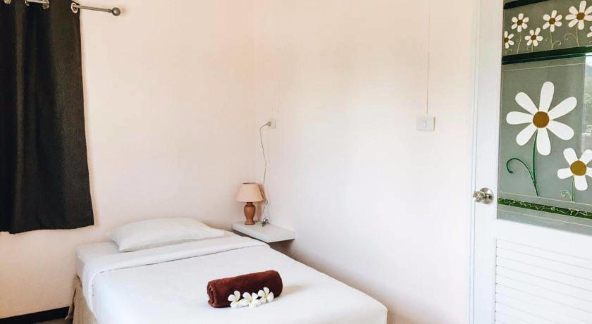 Canal Hotel Nai Yang Beach